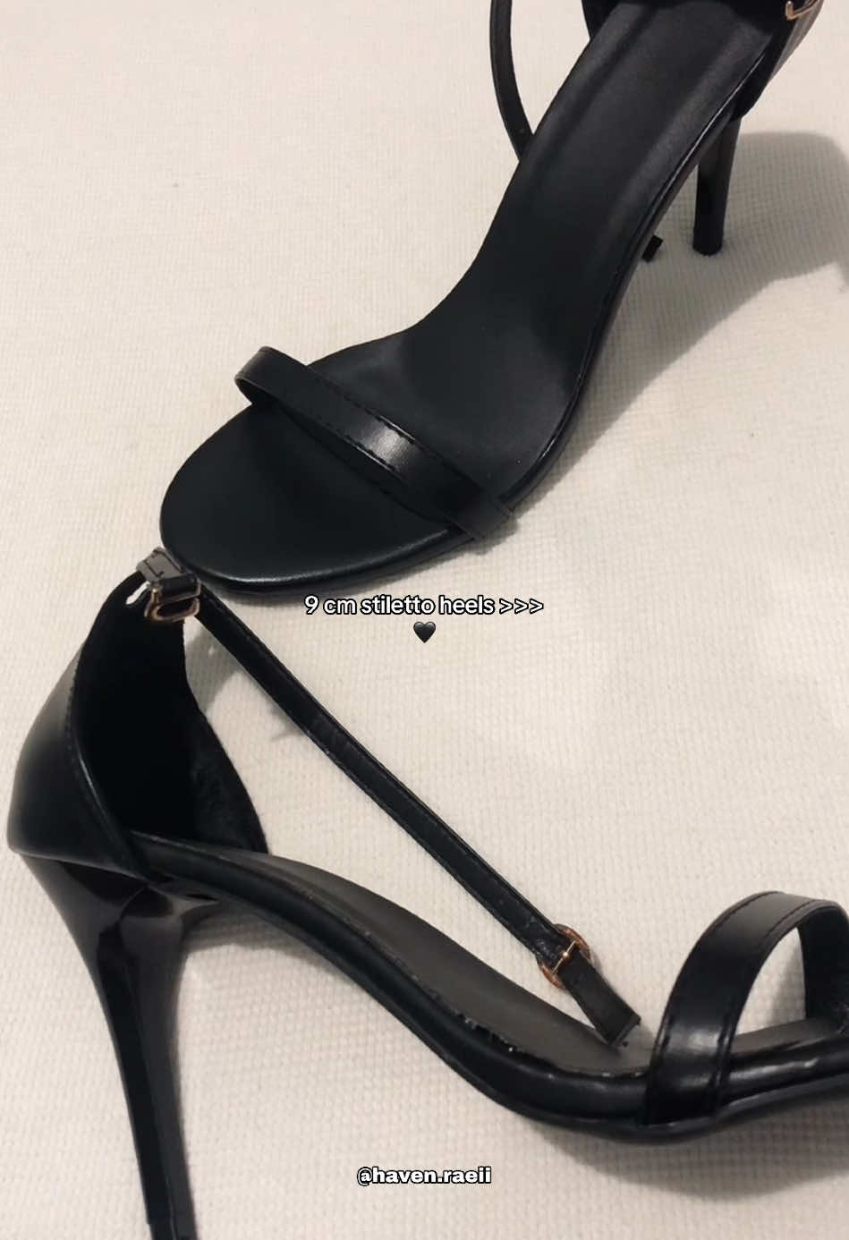 i love this heels 🖤💭 #heels #sandals #stiletto #stilettoheels #sandalsrecommendations 