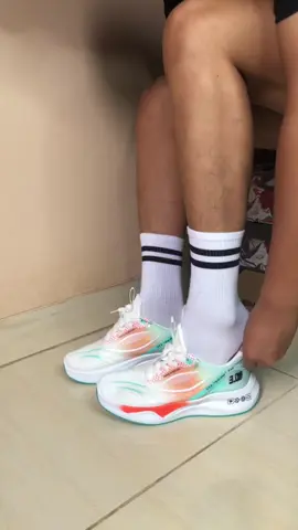 Sepatu olahraga nyaman empuk gercepin stock cpt abis#sepatu #sepatuolahraga #sepaturunning #produklokal 