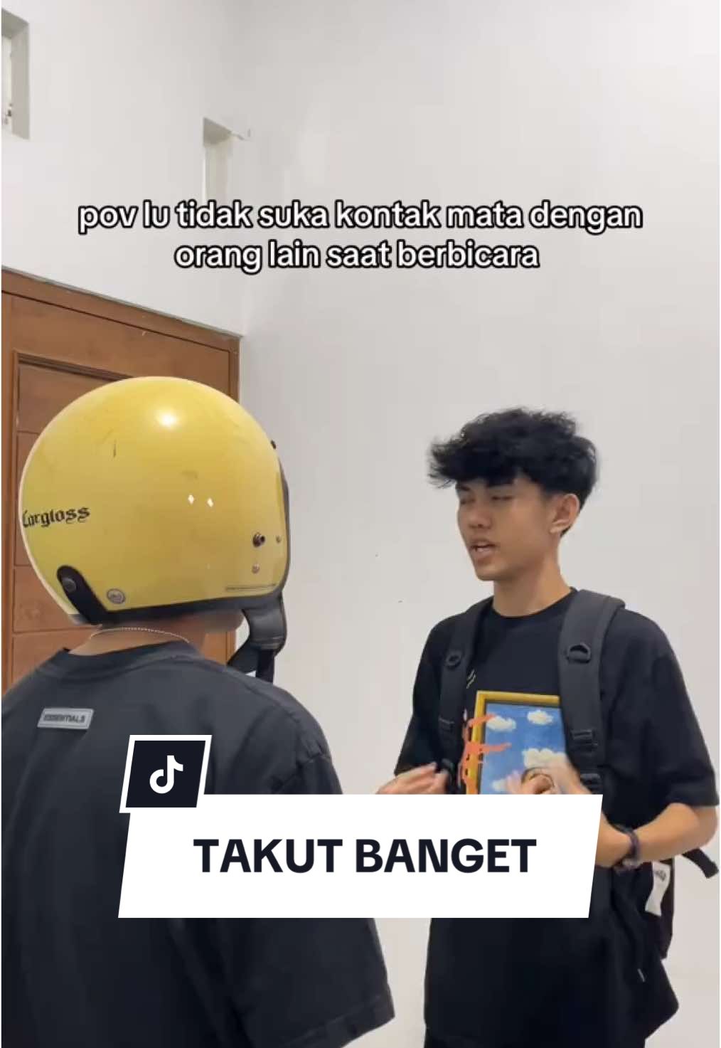 kaya ngapain harus liat mata sih😫