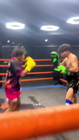 กับมาซ้อมกันใหม่เจ้าหนองมน#โค้ชมวย #boxing🥊 #นักมวย #บางแสนไฟท์คลับ #ทำร่างกายนักมวย #ฟืด 