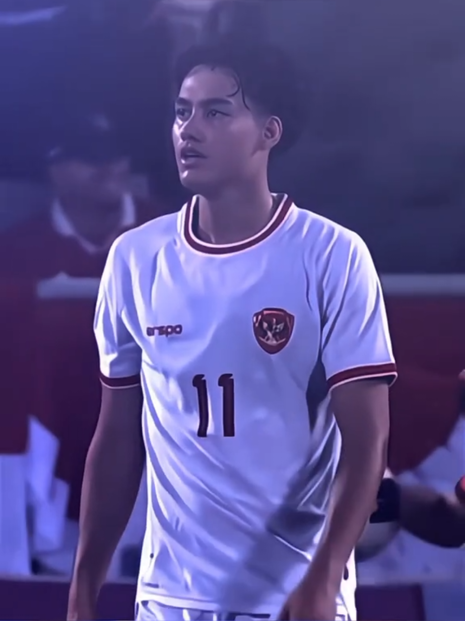 Rafael peligrosa😋 | ib/cr : @𝐌𝐑.𝐑𝐎𝐍𝐍𝐘 #rafaelstruick #football#fyp#edit 