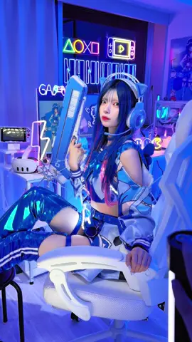 AIも2次元も超えるアイドル💙 @冬眠中 . #NANIMONO #アイドル #IDOL 