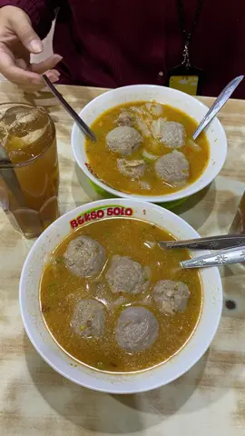 ga perlu jauh jauh, di cibubur udah ada 🤭 #baksosolosamrat #baksoviral #samrat #baksokeju #fyp 