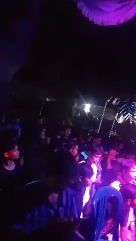 masih di Arsya di Mr Musik.. 