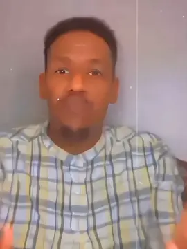follow dhig muse#fyp #fouryou #somalitiktok #somali #viralvideos #shabalaala #TONI 