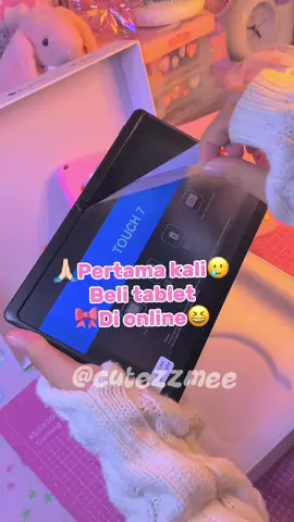 Unboxing tablet gays😆🎀, komen aku harus instal mainan apa😋🫵🏻#fyp #4upage #27bulanmei😎🤟 #tabletanak #tabletmurah #tablet #bismilahfyp #4u #cutezzmee #fyppppppppppppppppppppppp 