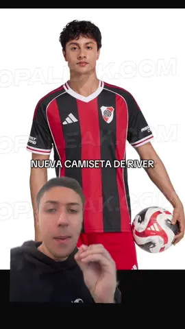 QUE CAMISETA HERMOSA! / Seguime 🤍❤️🤍 #viral #parati #river #riverplate #riveroficial #riverdale #riverplateoficial @River Plate 