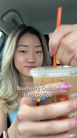 ↓ FULL ORDER & MACROS ↓ | Lower Cal Blueberry Cobbler Iced Coffee 🫐🥧 📊Approx. Macros: ~115 cals, 15g carbs (14g sugar), 6g fat, 1g protein How to order:  -Medium Iced Coffee -3 Blueberry Shots -1 Butter Pecan Swirl -2 Cream -2 Splenda  ❗️Note: the macros are approximations, so they may slightly vary depending on how your barista makes your drink. Enjoy! #lowcaloriedunkin #dunkinorders #dunkincoffeeorder #dunkindrinks #lowcalstarbucks #starbucks #lowcaloriecoffee #caloriedeficit 