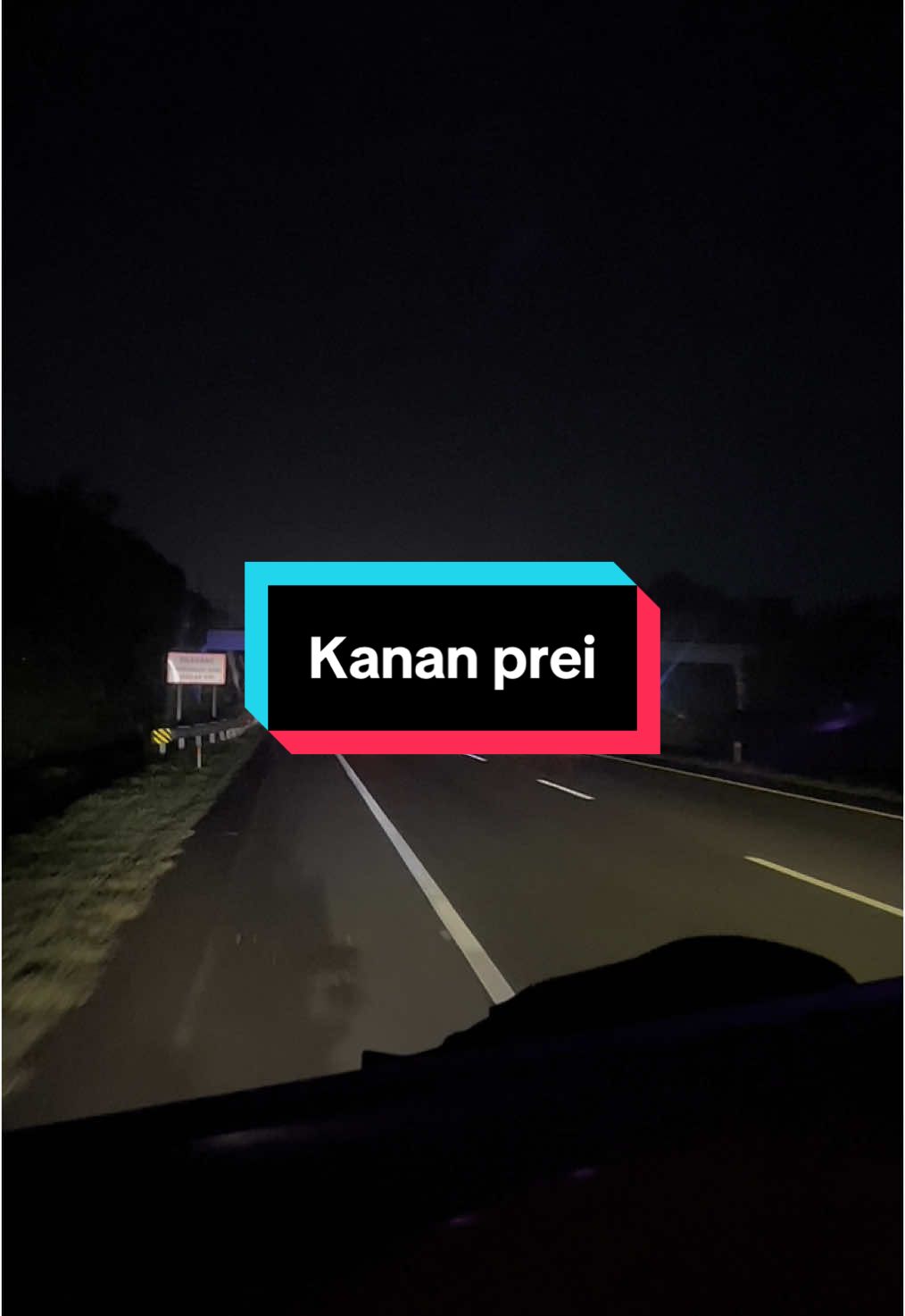 Gunakan lajur kiri! OKEH🚀 #ligamalamjummat #fyp #busmalamcepat #cipalirace #busmania #foryoupagе 