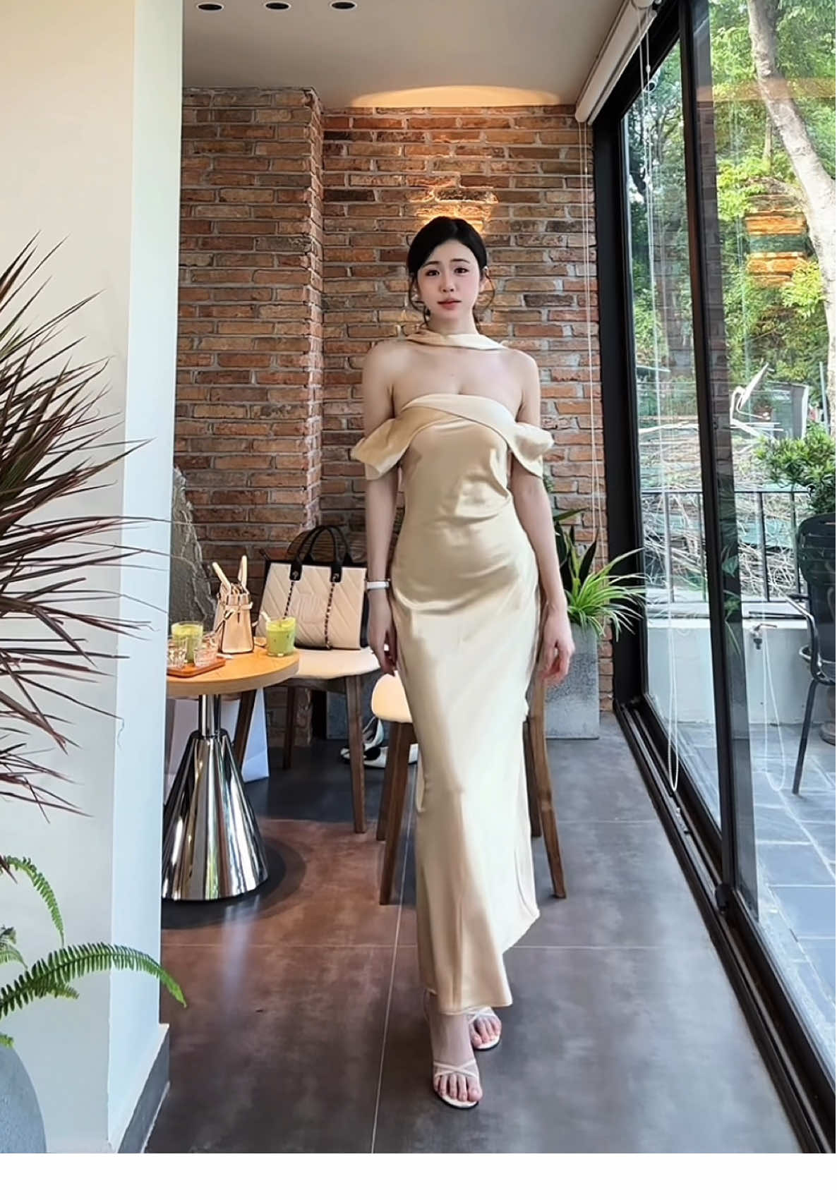 Sự nuông chiều không tạo ra kẻ vô ơn, mà tạo ra kẻ suốt ngày “ANH ƠI “ #fyp #trend #vaycuoi #vaylua #hahuong #xuhuongtiktok 
