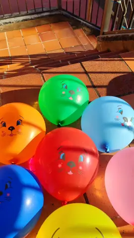funny Balloons breaking 🤩 #asmr #funny #asmrtiktoks #funnyvideo #kidsoftiktok  #balloons #fypツ 