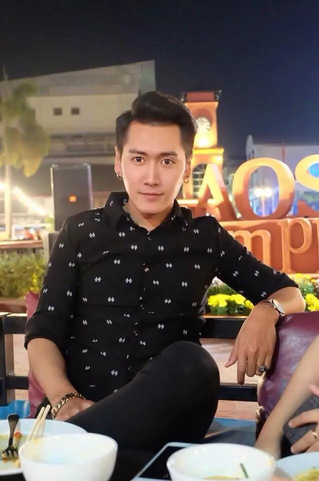 #เทรนด์วันนี้ ☺️#ต่างคนต่างก็อยากเอาสนะใจกันไม่เข้าใจกันมันก็อยากที่จะปรับเข้าหากันได้นะ✌️✌️