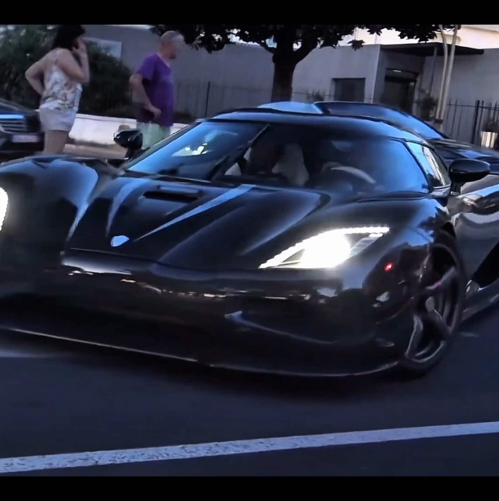 Full Carbon 👀✨ #koenigsegg #agerar #koenigseggagerar #hypercar #cartok #caredit #cars #carcommunity #carspotting #recommendations #viral #trending #supercar #fyp 