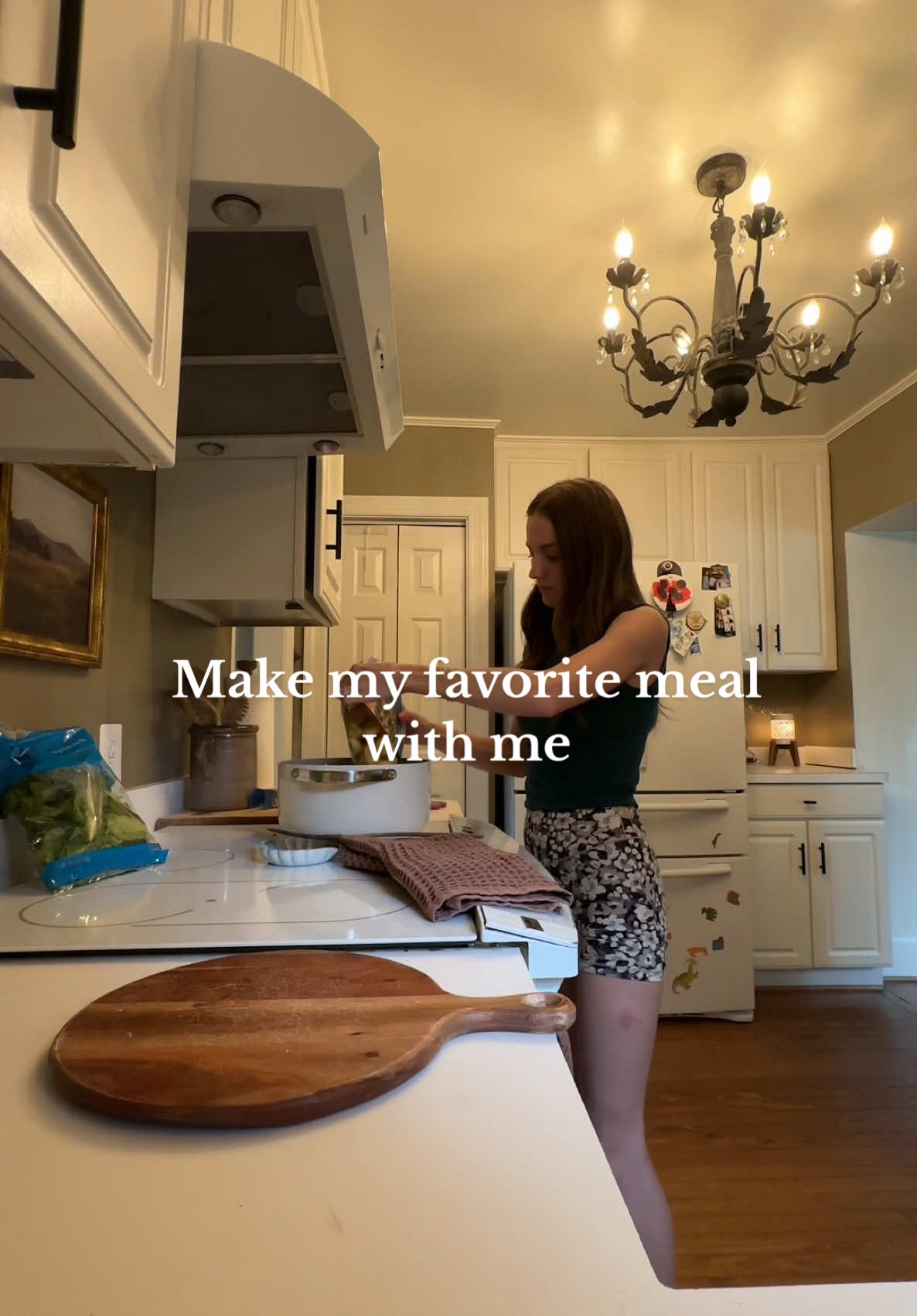 My favorite meal🍲 Quick, easy & cheap…we love!!& no, I will never get tired of making it🤤 sorry for the bad angles lol I didn’t plan on filming this but it’s so good so I wanted to share with you guys💗 Ingredients: •1 pound ground Italian sausage, hot or mild •1 yellow onion, diced •3 cloves garlic, minced •1 teaspoon dried basil •1 teaspoon oregano •1 teaspoon mustard powder •1 cup heavy cream •5 cups chicken broth  •2 cups spinach, chopped •2 cups tortellini Instructions: •Brown sausage  •Add onion & garlic •Add chicken broth & heavy cream  •Add seasoning  •Bring to boil  •Add tortellini (boil for 3-5 min) •Add spinach  •salt/pepper to taste  ENJOY🍽️ So easy I hope you try it, lmk what you think🫶🏼 #easydinnerideas #cheapdinner #30minutemeals #favoritemeal #cookwithme #cookdinnerwithme #MomsofTikTok #momlife #mealinspo #comfortmeal #cozyvibes #cooking #dinner #dinnerformyfamily #momtok #momof2 #whatieatinaday #realisticcooking   