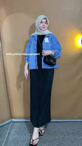 jaket jeans cakeuuppp😍💗 #atasanwanita #jaket #jaketjeans #jaketoversize #ootdinspo 