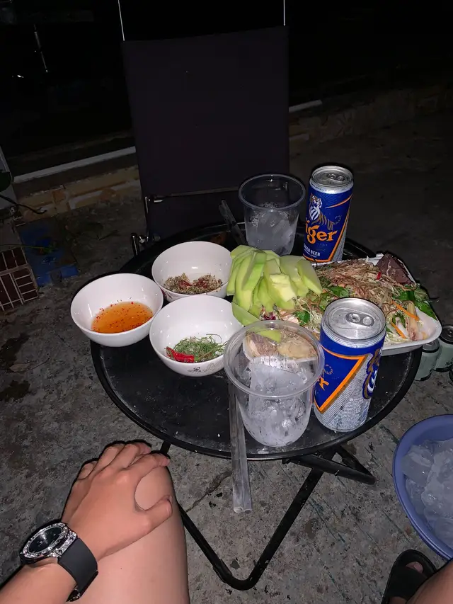 Đừng mở lòng nữa, mở bia đi ae 🍺 #xuhuong #nhậu #suy 