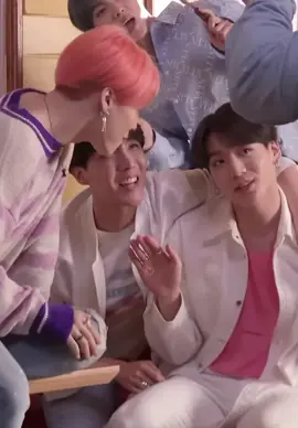 ♥️♥️I understand you JK, my heart too ♥️😌 #jikook #justloveJikook #jikookforever #JikookMoments 