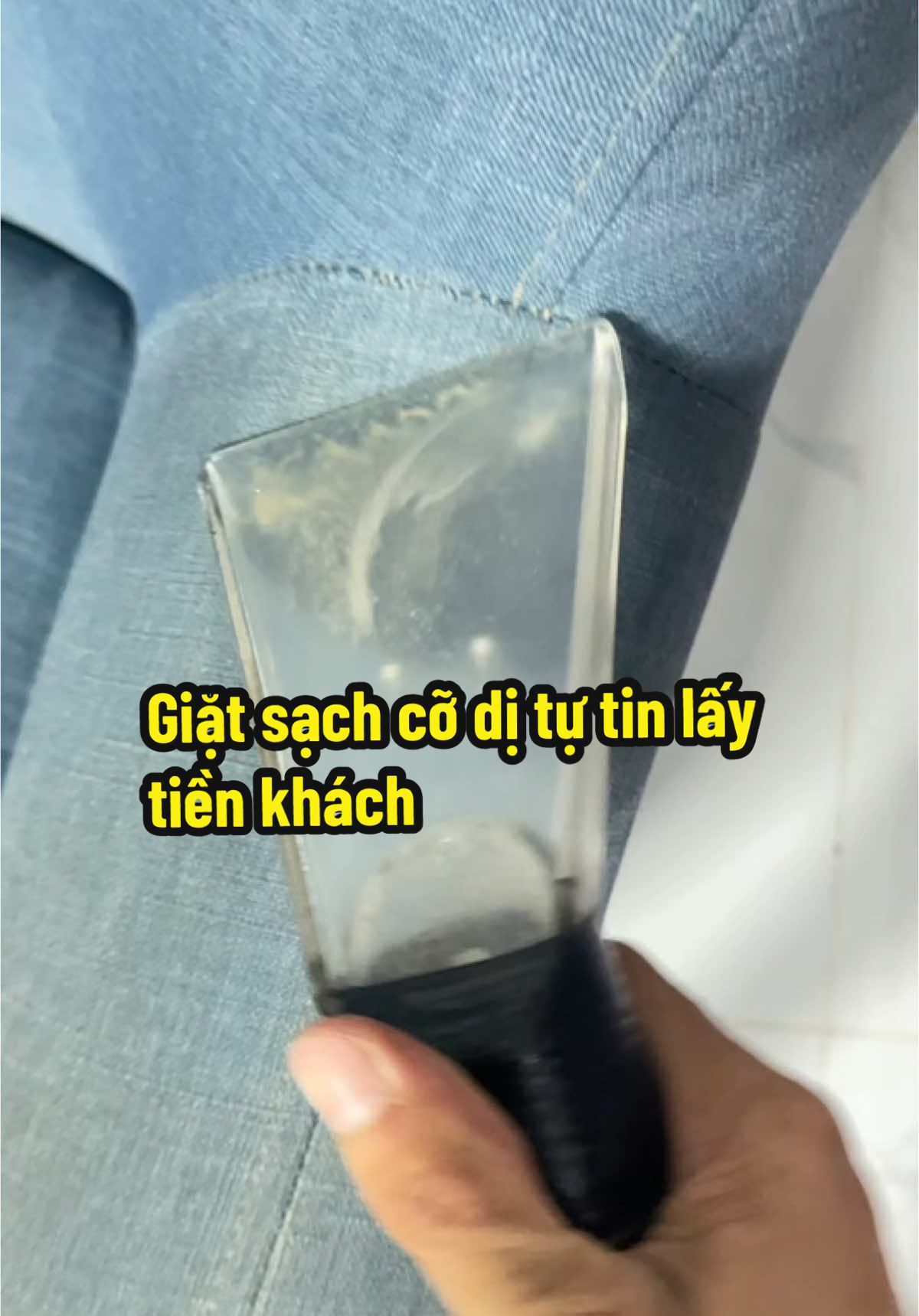 Giặt sạch cỡ dị nhận tiền hỏng ngại miếng nào luôn á. #giatnem #giatsofa #giatnemtainha #phuchoinem #xuhuong 