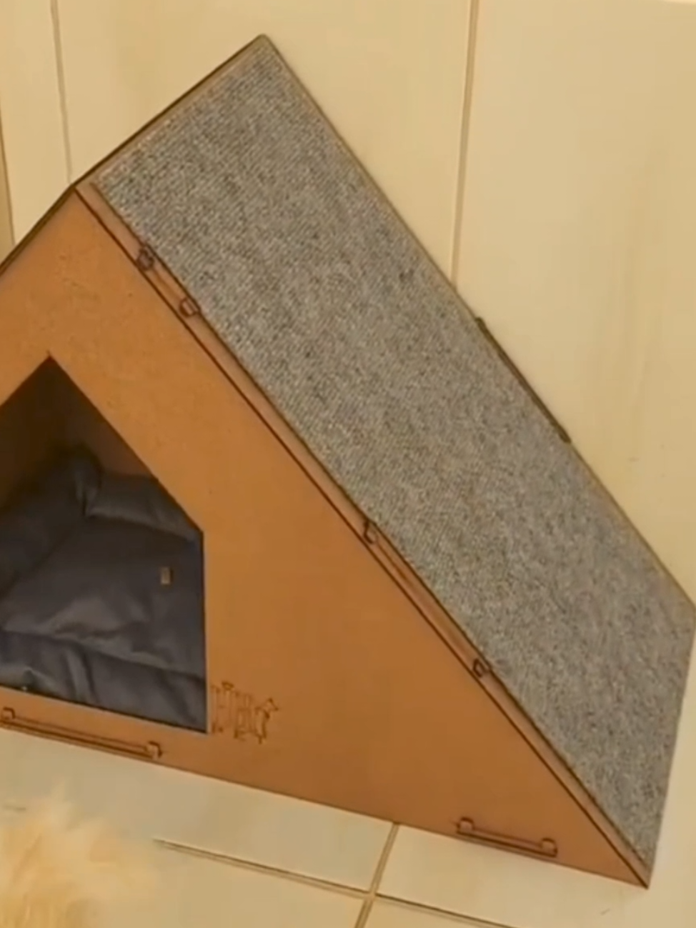 Casinha com Arranhador 😻😉 #casaparagatos #gatostiktok #gateiras 