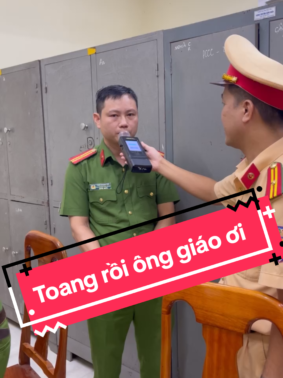 Ai khóc cho nỗi đau này!