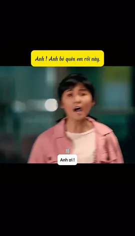 🥹“哥！你把我落下了。”  Anh ơi! Anh bỏ quên em rồi này. ☘️Bố mẹ chia tay,  anh đi với bố, em ở lại với mẹ. Từ đó, hai anh em không còn cùng một mái nhà...