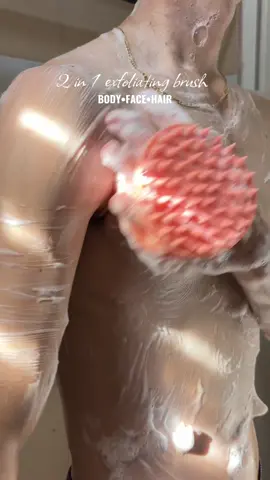 Silicone bath brush 2 in 1 #exfoliatingscrub #exfoliating #spabrush #exfoliatingbrush #shampoobrush 
