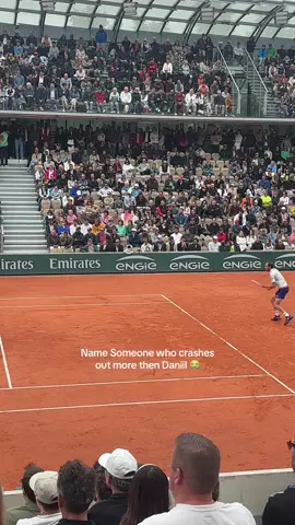 Medvedev said FCUK clay season 😭 #rolandgarros #daniilmedvedev #rg2025 #frenchopen #tennismatch 