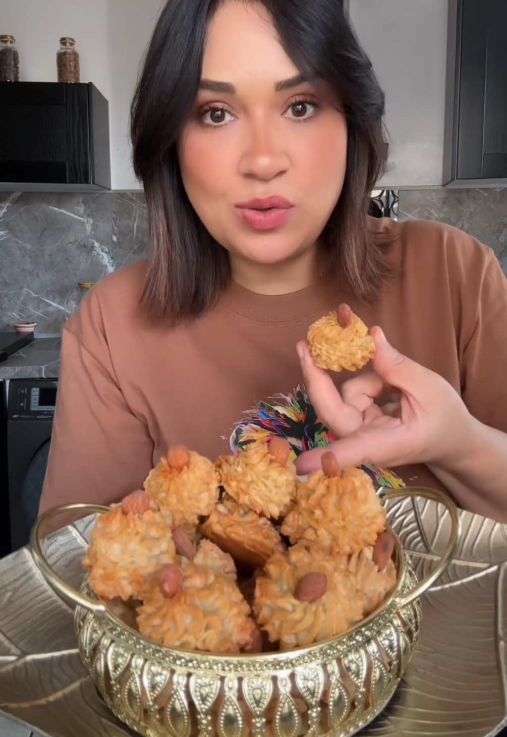 بتي فور باللوز  recette petit four amandes ##بتي_فور_العيد##لوز##حلويات##حلويات_العيد