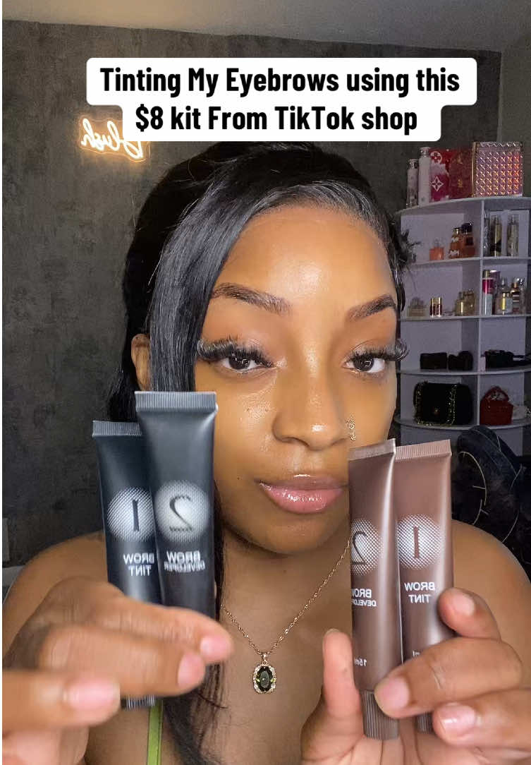 My eyebrows look good af for $8 in 10mins 😂 🔥😍 #eyebrows #eyebrowtint #browtint #browtinting #brows 