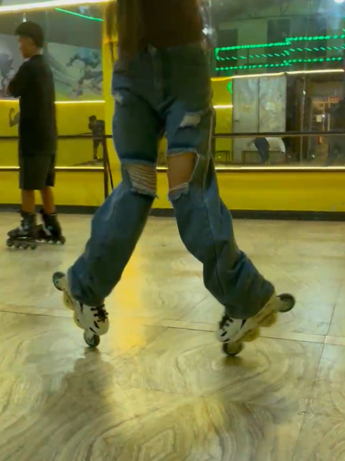 Mailai ni skate khalnu sikaidaun🫣😘@Bethel$$4skate @Bethel Skate House#repostgaridauna😭😭😂 #freestyle #skatingvideo #에스무 ❤️#keepsupporting #frypgシ #trinding_video #skatingtiktok #skills #frypage #skaterlife #trainer 