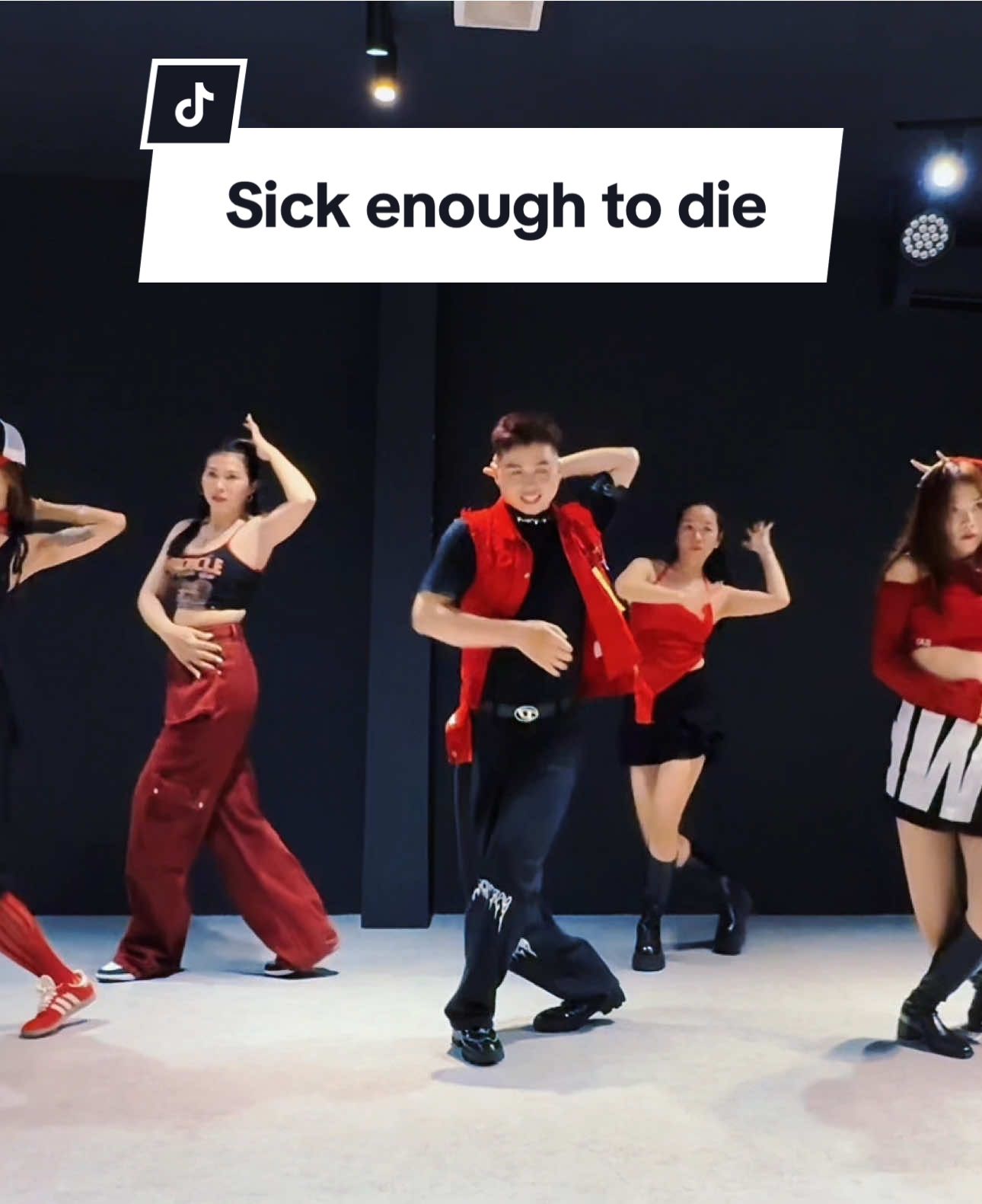 Bài này trend #Daily cũng mê mà bài nhảy cũng nghiện luôn 🥰 #daynhayNhaTrang #hocnhaynhatrang #dance #jyp #viral #xuhuong #nhatrang 