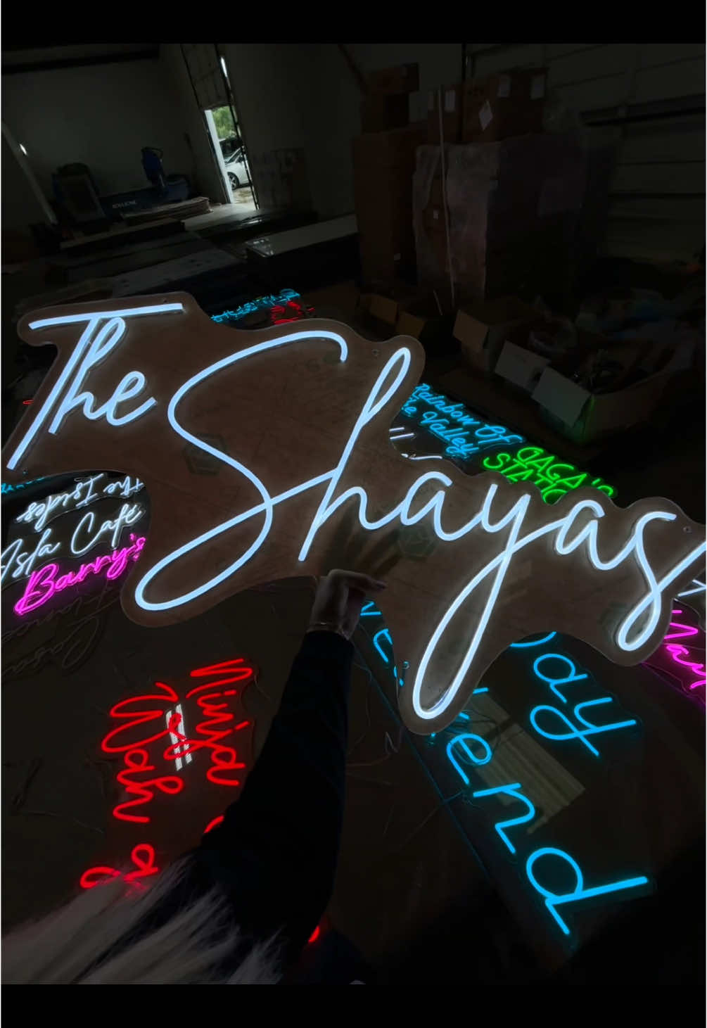 Don’t forget to order a sign for your wedding! But no problem if you do, we’ll make sure it’s ready in time 🤍