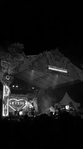 Geisha - Sementara sendiri🎧🥀   #geisha #sementarasendiri #lyrics #lirik #liriklagu #lirikmusik #galau #galaubrutal #fouyoupage 