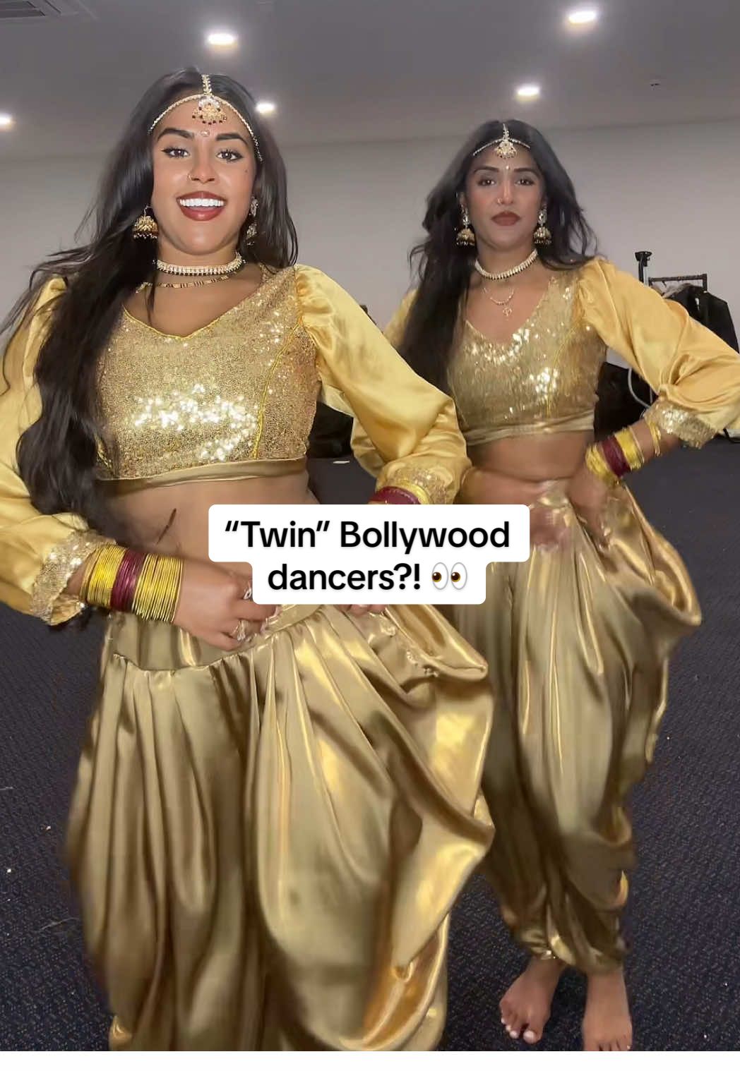 Backstage antics 😛 @Aash #bollywoodsong #indian #bollywood #dancers #fyp #foryoupage #bollywooddance #sisters #foryou #india #twins #dancersoftiktok #punjabitiktok #punjabi #punjabigirls #indiatiktok #bhangra #asiancouple #bhangradancers #desigirl 