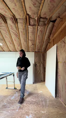 Drywall #sheshed #sheshedcreations #sheshedmakeover #sheshedsoftiktok #fyp #foryoupage #homedepot 