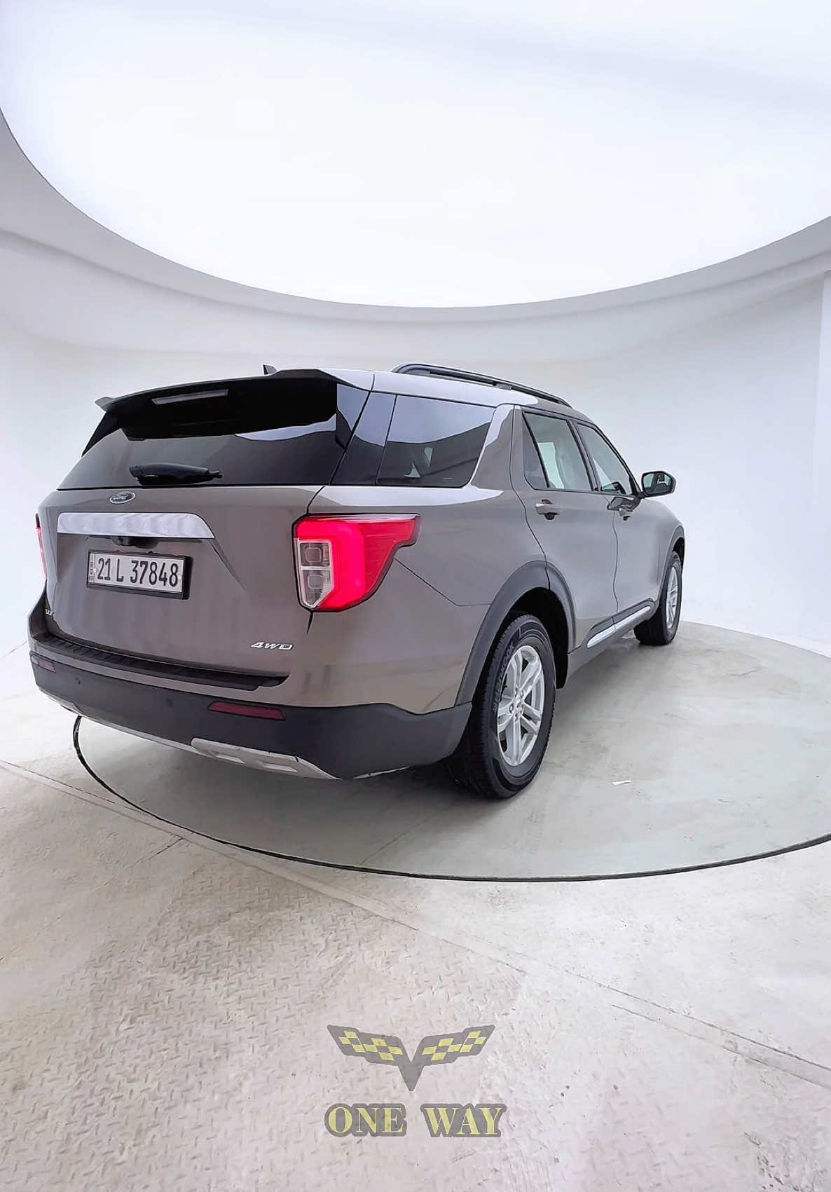 سەیارە پۆلیسی ئەمریکا 😍🔥#one #way #studio #car #show #tishk #tishkghafar #ford#explore #2021 #best#car#for#sale#bo#froshtn#nrxi#harzan 