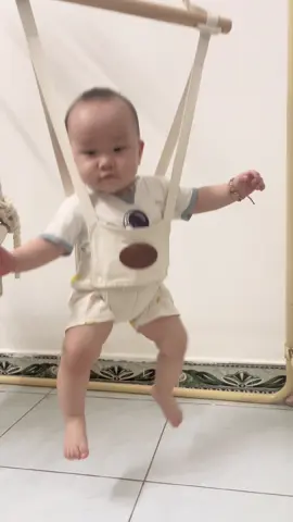 Zị đó. Chơi hết ga hết số. Có quạo miếng nào đâu #emberong🐉 #embedangyeu #embehaihuoc #baby #babycutie 