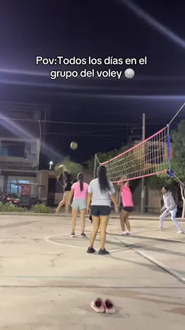 Hola mis bebés 🥹💖 Ya saben que si no hay voley, no es buen día 🏐#voleibol #voley #piura #foryoupage #paratiiiiiiiiiiiiiiiiiiiiiiiiiiiiiii #holamisbebes #foryoupage #xyncba #POV #deporteconamigos #fypシ゚ #fyp 