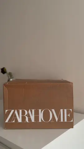 Zara Home alışverişim 🎀🪞🩰🦢🕯️     Zarifliği şakamı çok güzeller 🤍 #keşfetbeniöneçıkar #reklamdeğil #zarahome #banyodekorasyonu #çeyizhazırlığı 