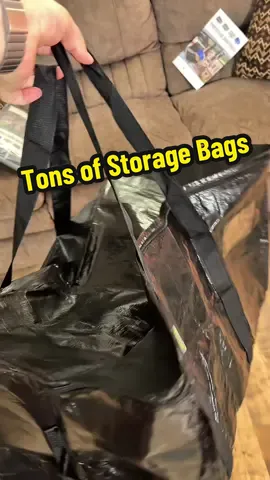 These are gonna be great for storage and organizing or moving #storagebags #movingbag #organizedhome #storagehacks #homeessentials #tiktokshopsummerturnup #tiktokshopcreatorpicks 