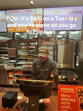 I went on a solo date to @Popeyes who has the best fried chicken? #pov #mukbang #solodate #Vlog #dayinmylife 