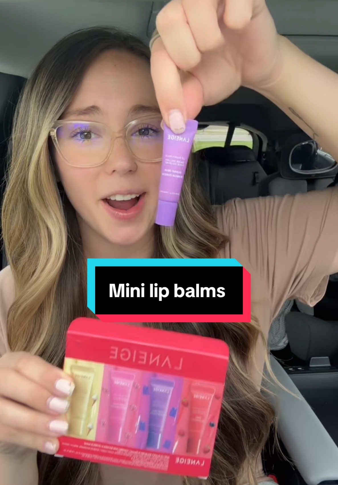 Okkkkk how cute are these mini @laneige_us lip balms??? #laneige #laneigelipbalm #lipbalm #lipgloss 