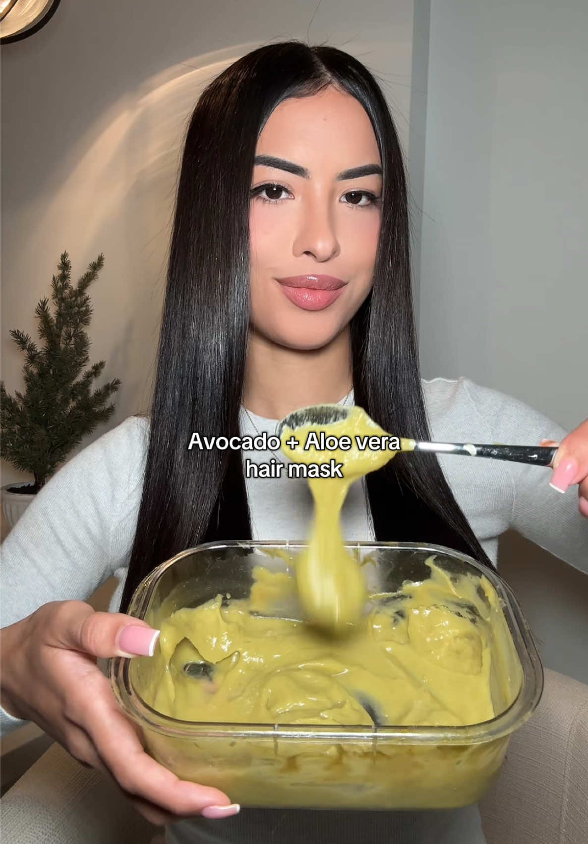 Unlock the secret to silky soft hair with this avocado & aloe vera hair mask for soft, shinier hair ✨ hair care doesn’t always have to be expensive 😉 #creatorsearchinsights #hairtutorial #softhair #HairCareTips #hairmask #beautyhacks #hairgrowth #fyp #naturalremedies #avocado #fypシ #aloevera #hairtiktok #hairtok #fy #silkyhair #softhair #hairgrowthtips 