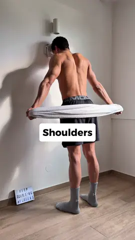 SCULPT YOUR SHOULDERS ⚒️  All you need is two towels and a wall! #shoulders #shoulderworkout #shoulderpainrelief #homeworkout #calisthenics #10weekmikeychallenge #keepsculpting #fyp 