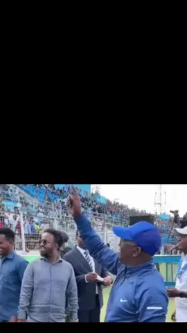 abaa khaliifa 😂😂