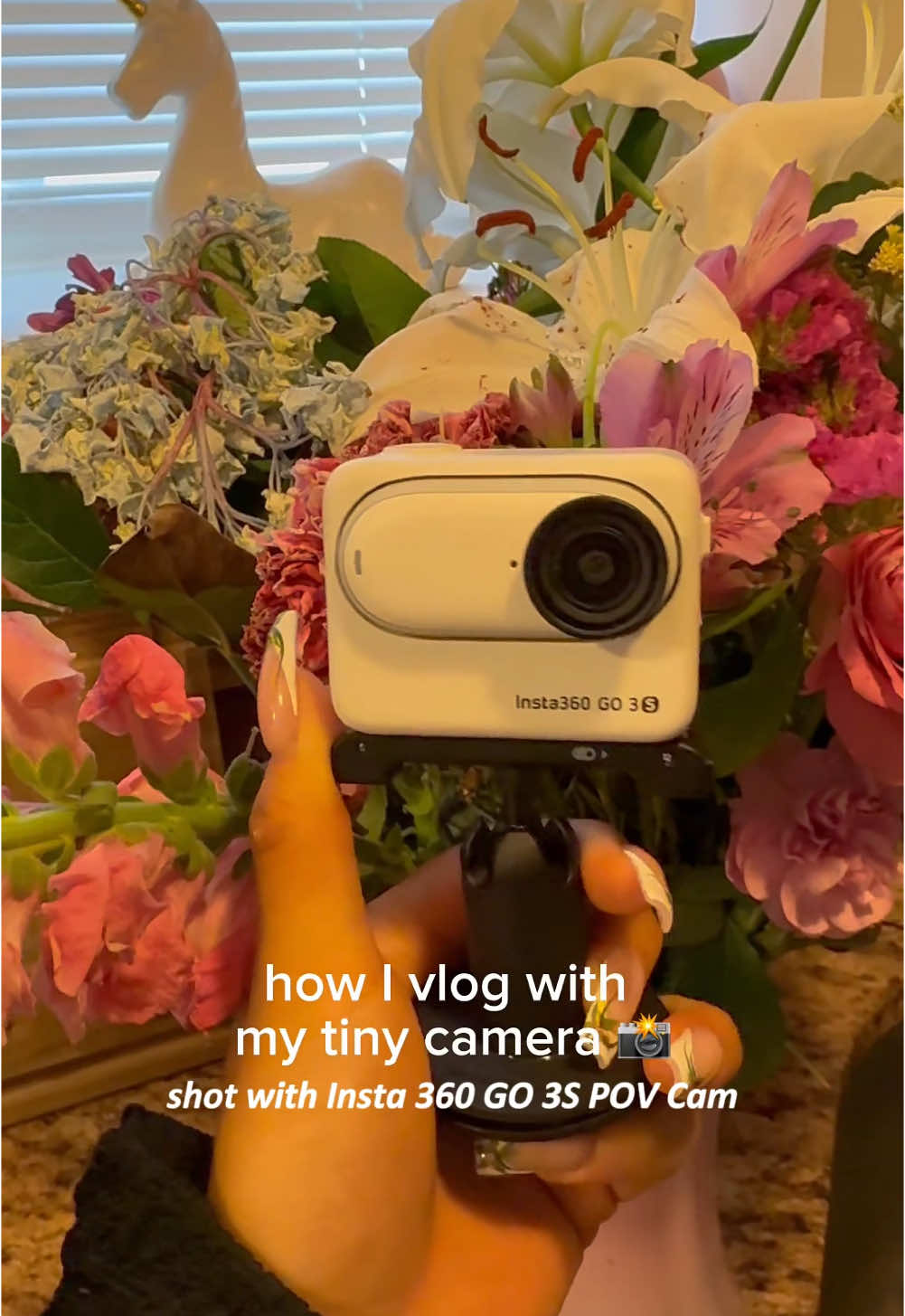 Stick it. Snap it. Film anywhere. The Insta360 GO 3S goes wherever life takes you — walls, mirrors, or even gym gear. Super versatile and shoots in 4K. Use my code to save now! Code: INR1TYP #Insta360 #Insta360GO3S @insta360_official #fyp #vlogging #latina #latinacreator #tinycamera #camera 