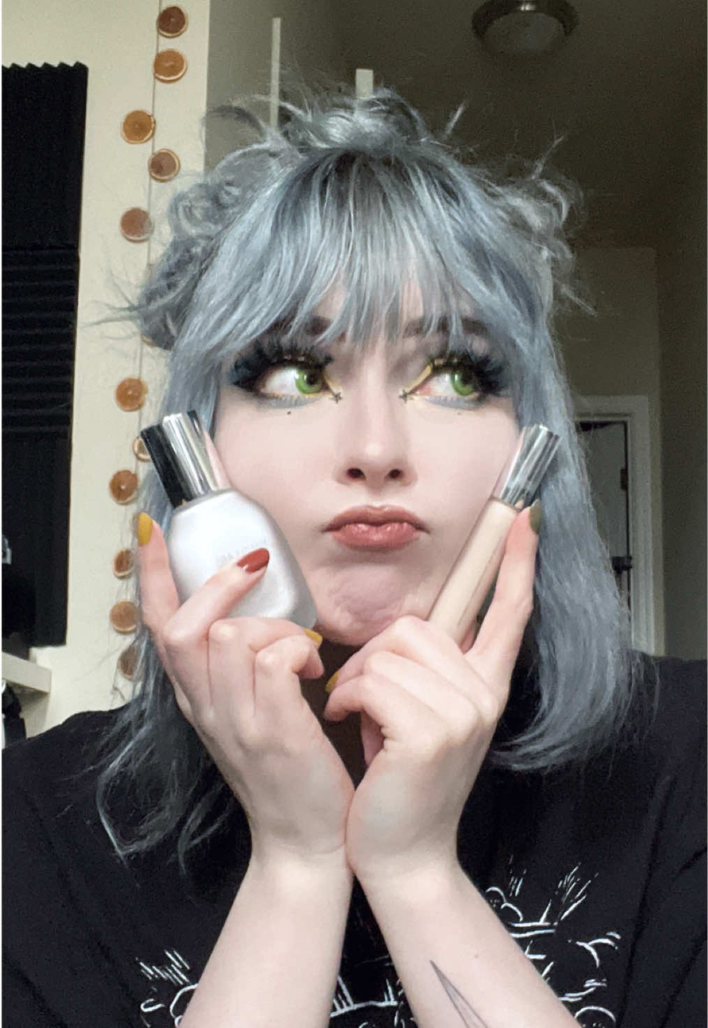 Goth girls trying to find a Foundation is a full time job but I think I’m gonna live this one for the summer 👀👀👀 #makeup #hauslab #gothmakeup #altmakeup #hauslabsfoundation 