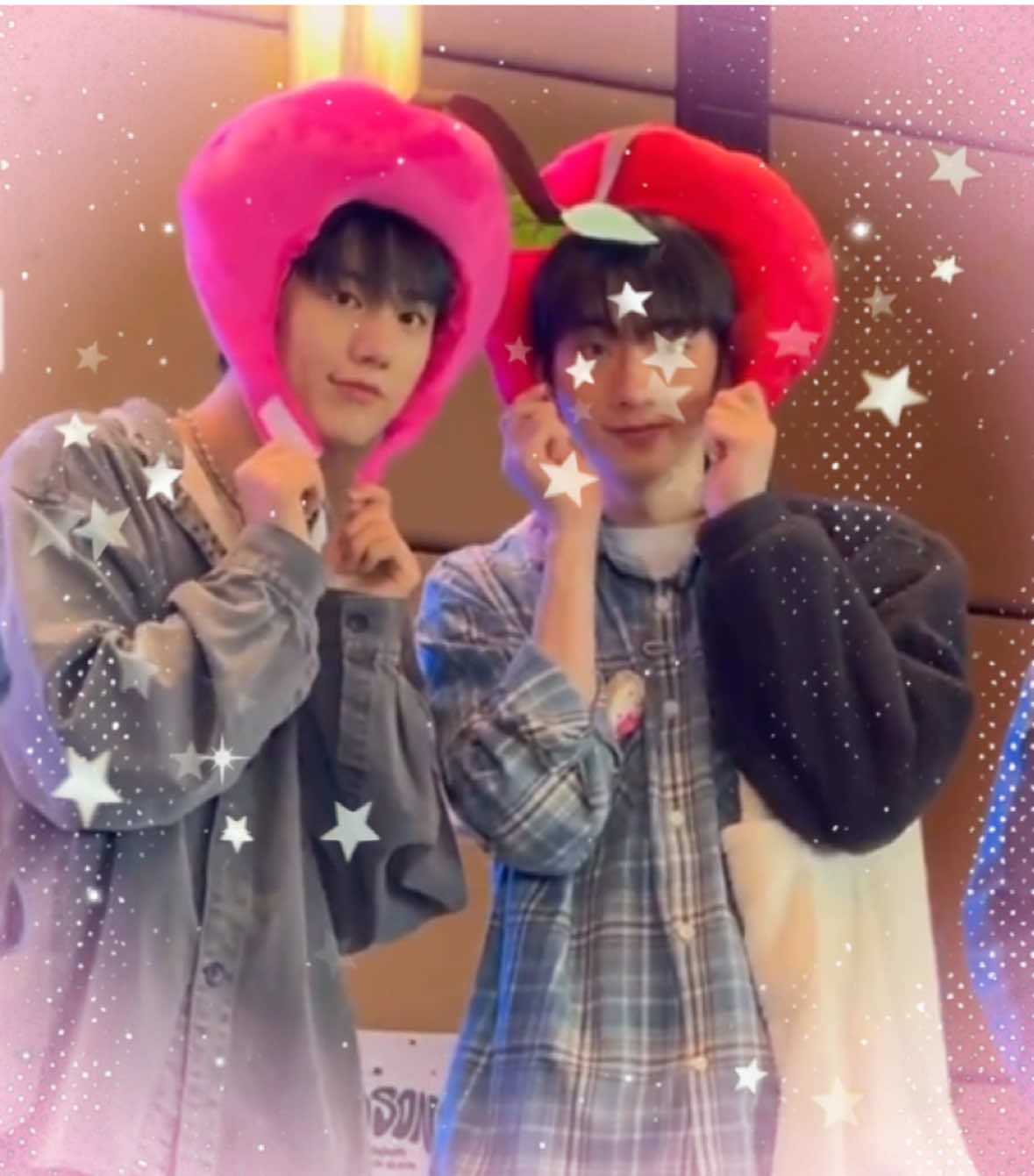 #JITAK very lazy edit because ive been super busy lately with prom + graduation and realized i havent posted in weeks oops #intak #hwangintak #jiung #choijiung #p1harmony #p1h #piwon #p1ece #kpop #kpopfyp #fyp #fypシ #DUH #jiungedit #intakedit #p1harmonyedit #piwonedit #p1hedit 