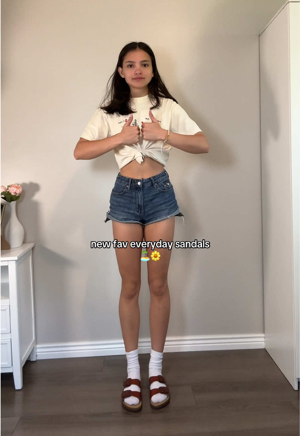 almost broke my phone @Cushionaire 🦅 #sandals #corksandals #summershoes #springshoes #cushionaire #birkenstocks 