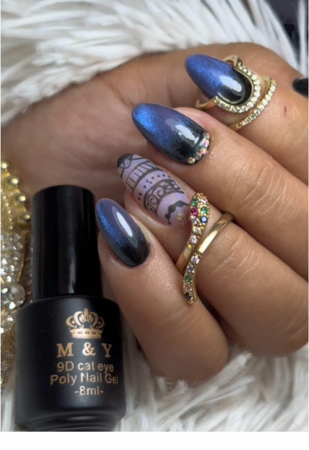 Y esas uñas todo que verrr 😍 Obviamente con el cat eyes de la colección @Cosmeticos M&Y   Instagram: By_irianny #manicure #manicura #uñas #uñas💅 #viralllllll #fypシ゚ #fypageシ #cateyes #ojodegato #fypageシ #paratiiiiiiiiiiiiiiiiiiiiiiiiiiiiiii 